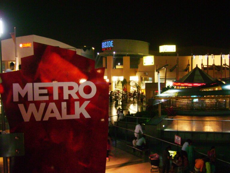 metro walk in 12